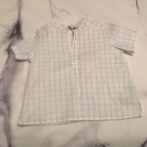 Boys shirt excellent condition versatile neat and crisp look!